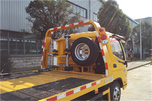 西山区附近汽车搭电救援电话