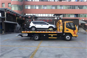 西山区附近汽车拖车电话